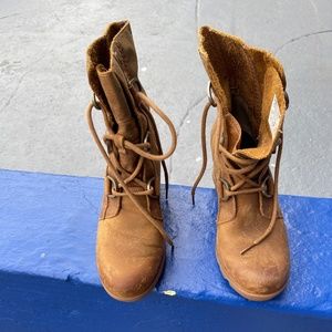 Sorel Boots SIZE 7
